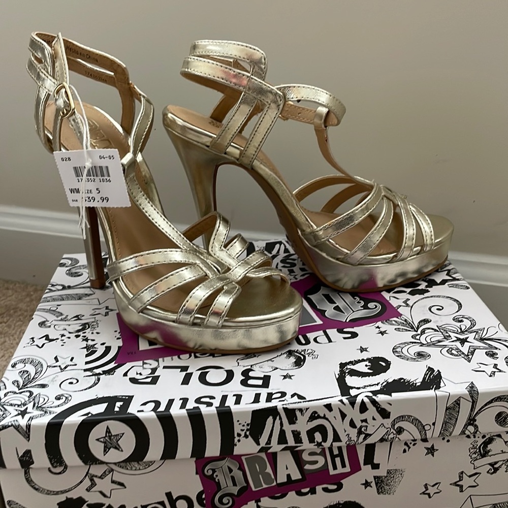 Women's Heidi Platform Heel Gold, Size 5